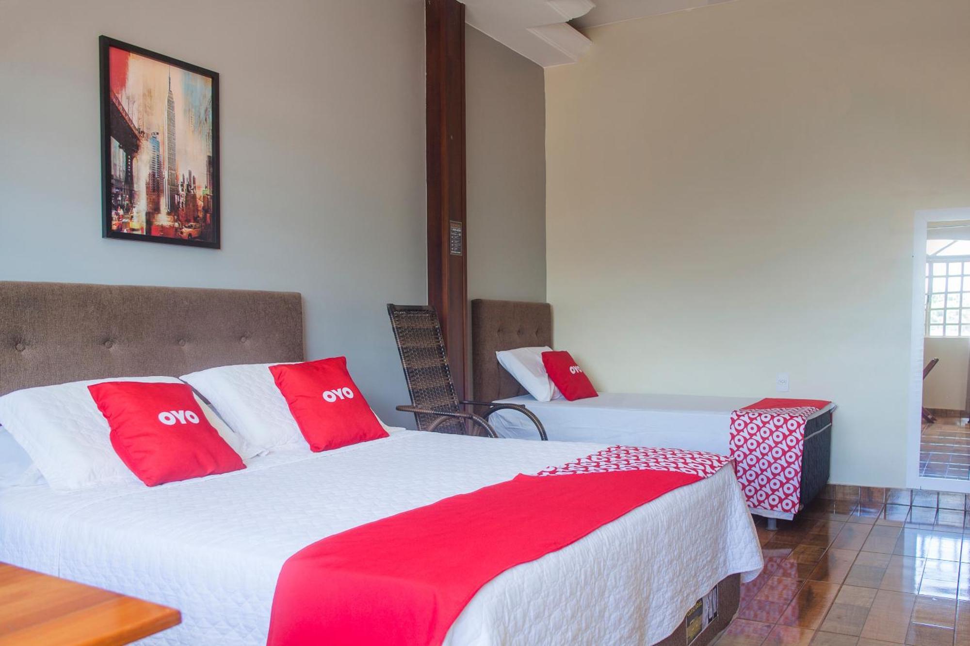 Santo Antônio do Descoberto Oyo M&J Hotel מראה חיצוני תמונה