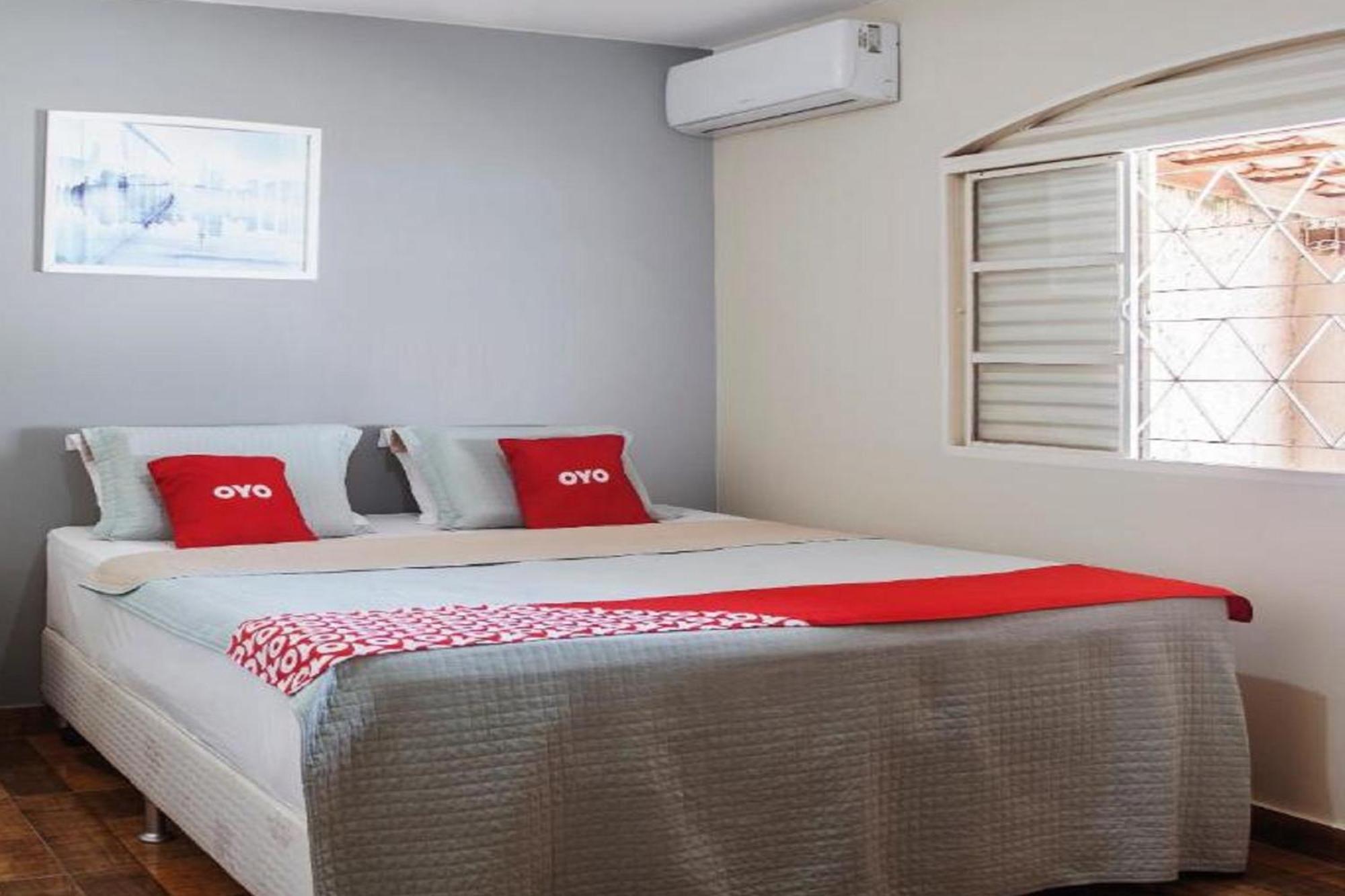 Santo Antônio do Descoberto Oyo M&J Hotel מראה חיצוני תמונה