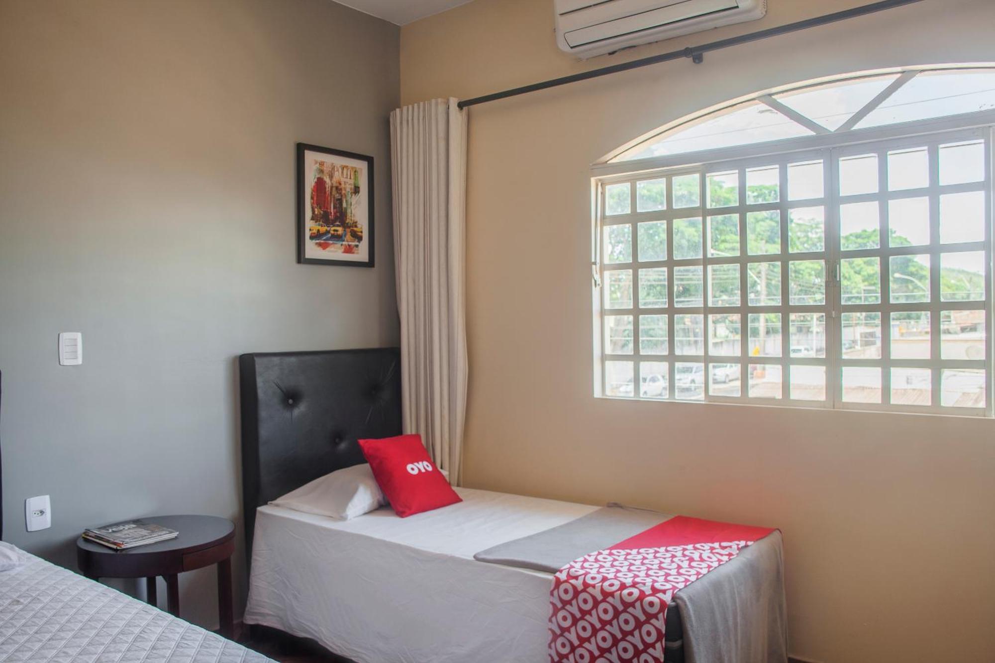 Santo Antônio do Descoberto Oyo M&J Hotel מראה חיצוני תמונה